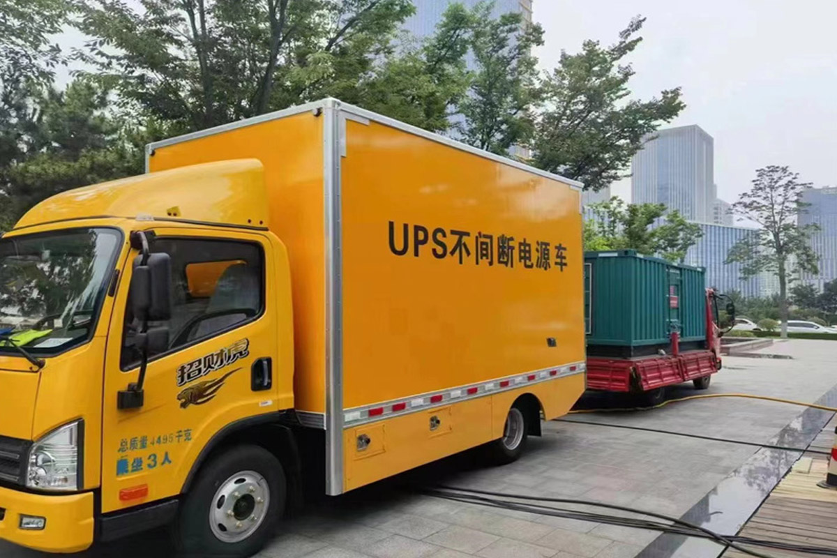 隆阳发电机租赁施工现场
